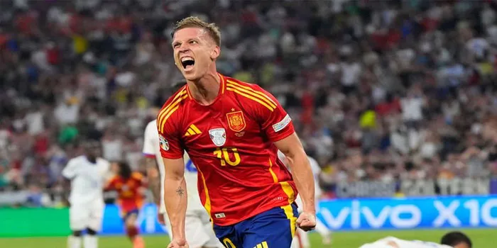 Deal! Barcelona Sudah Raih Kesepakatan Dengan Dani Olmo, Bakal Dikontrak Sampai 2030